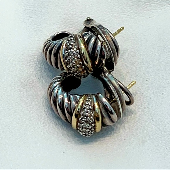 David Yurman Pave Diamond Thoroughbred Earring - Picture 2 of 6